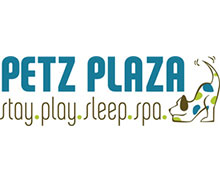 petz plaza logo